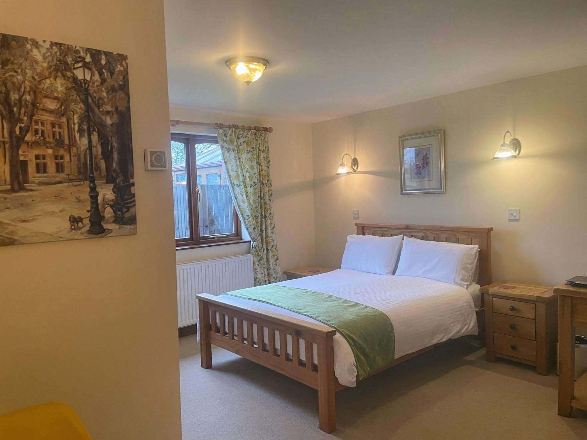 Sunset House Bed & Breakfast Newton Reigny Екстериор снимка